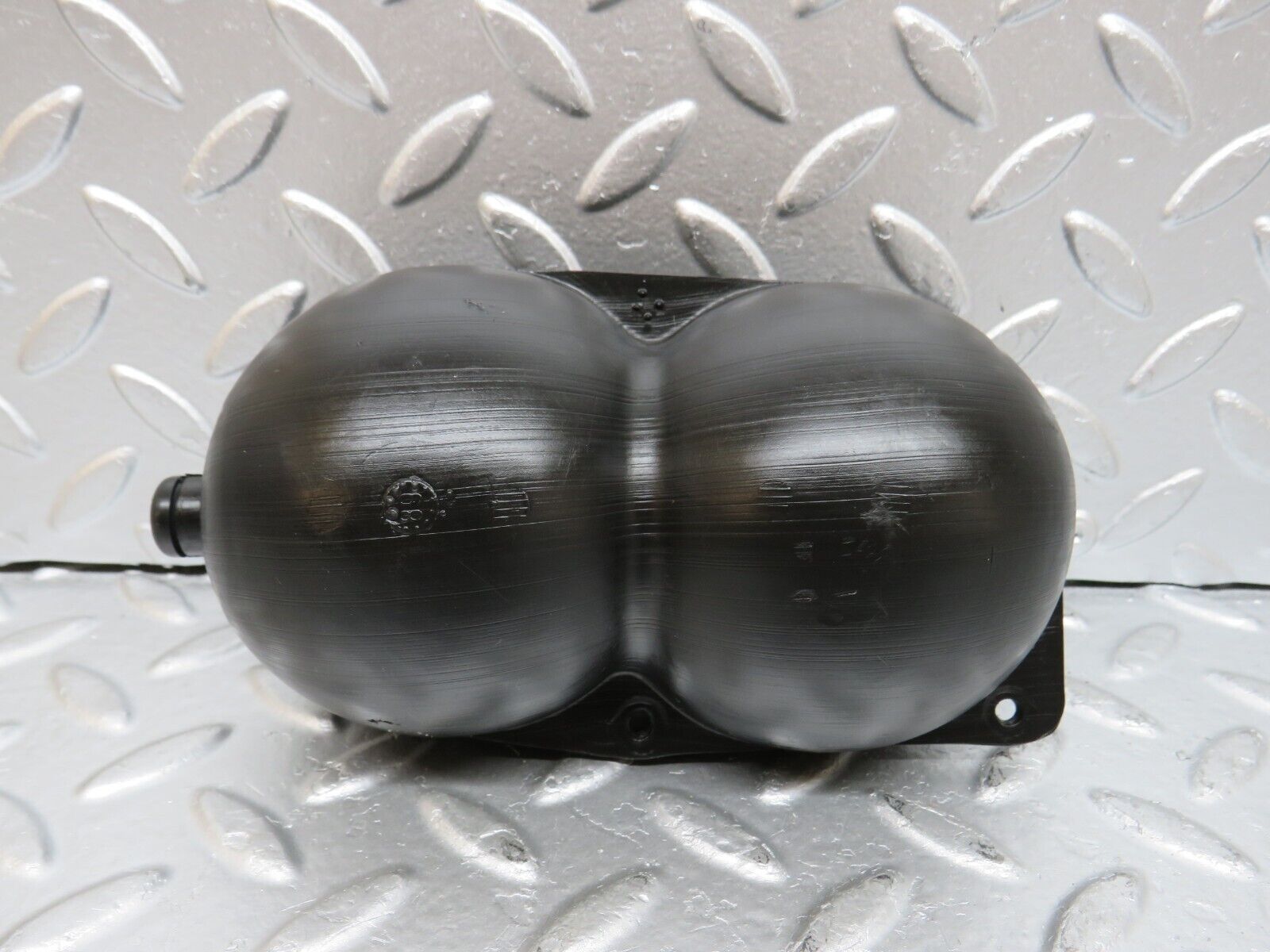 29367 Mercedes-Benz W124 230E Vacuum Reservoir Tank