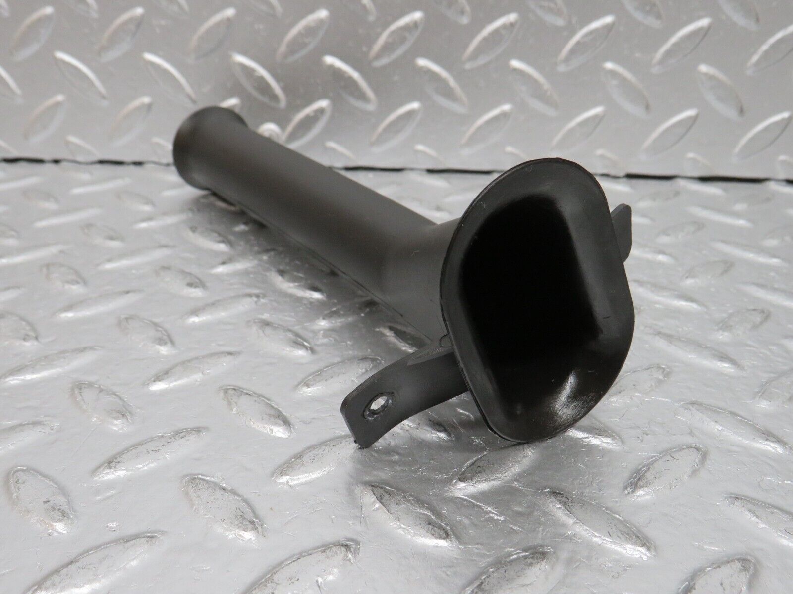 32569 Mercedes-Benz S124 300TE Wagon Speedometer Channel Bracket