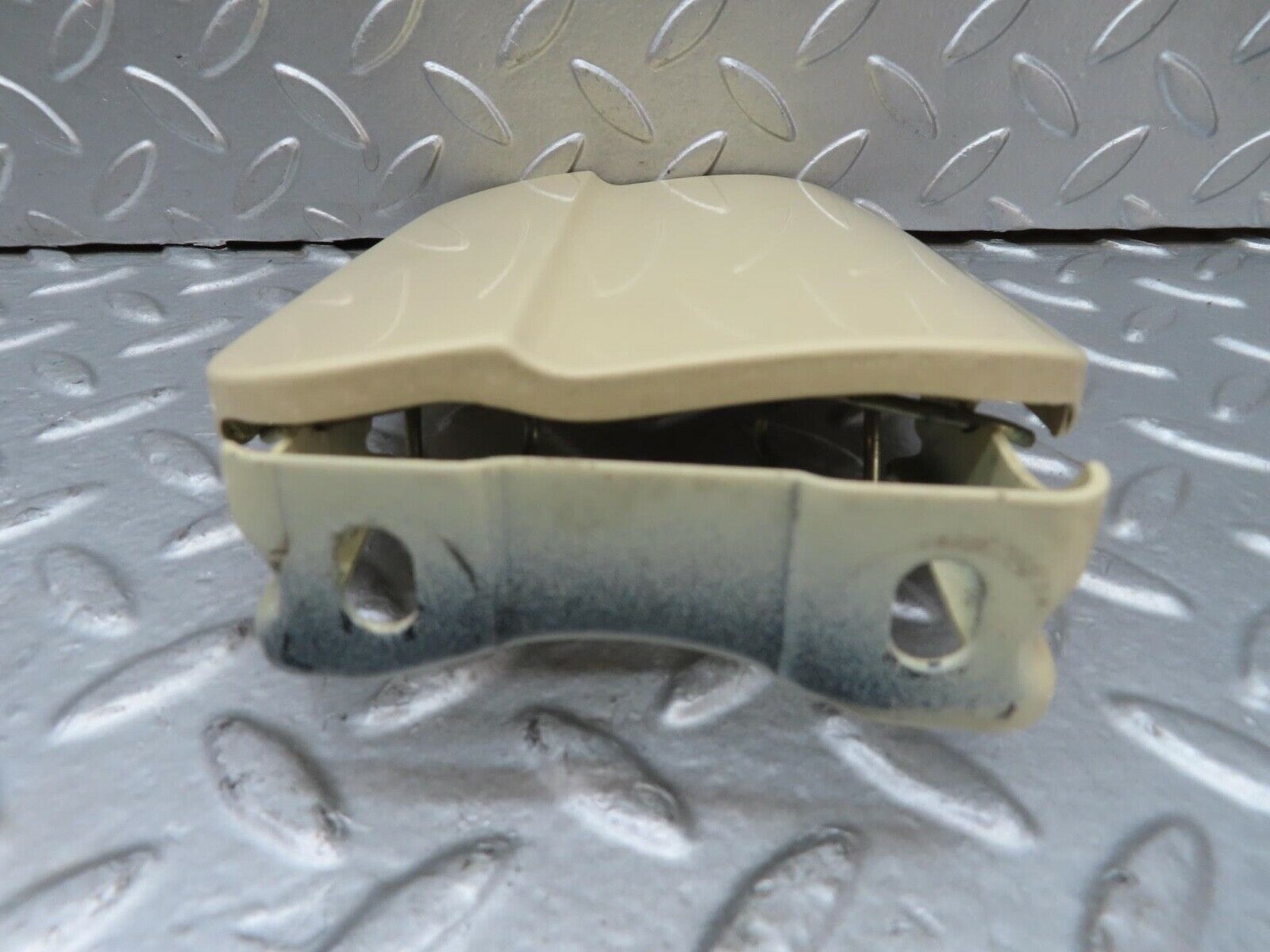 15326 Mercedes-Benz W123 230E Fuel Tank Flap Cap 1235840039