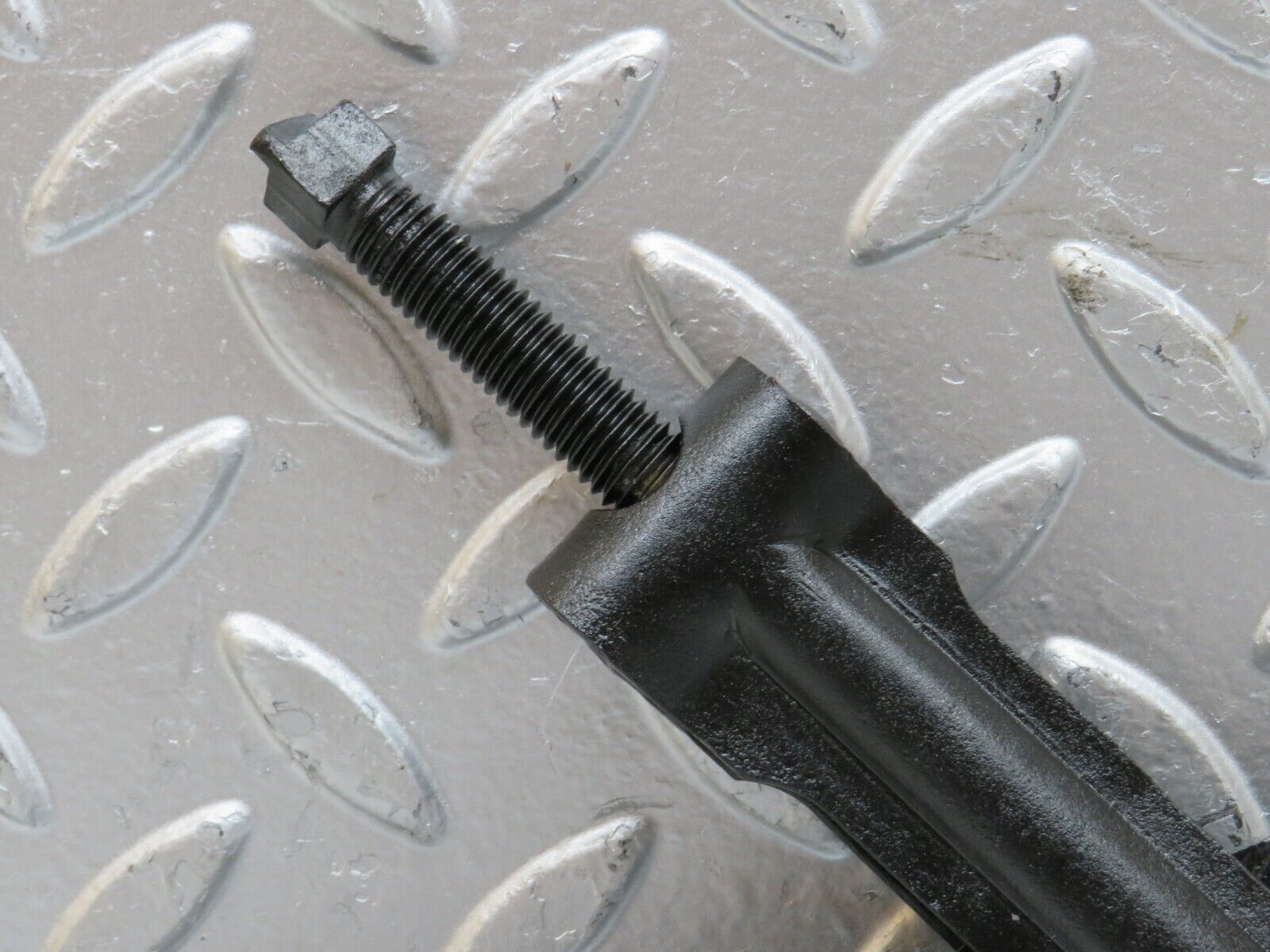 28376 Mercedes-Benz S123 240D Wagon Handbrake Adjusting Handbrake Regulator