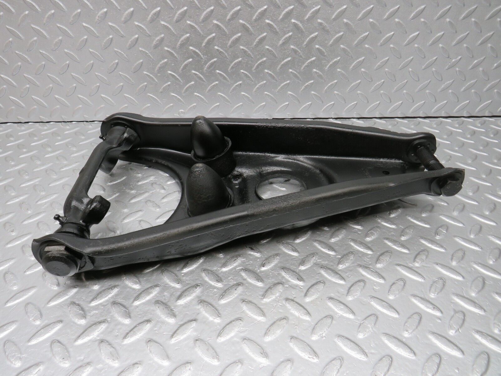 40389 Mercedes-Benz W110 230 Front Right Lower Control Arm