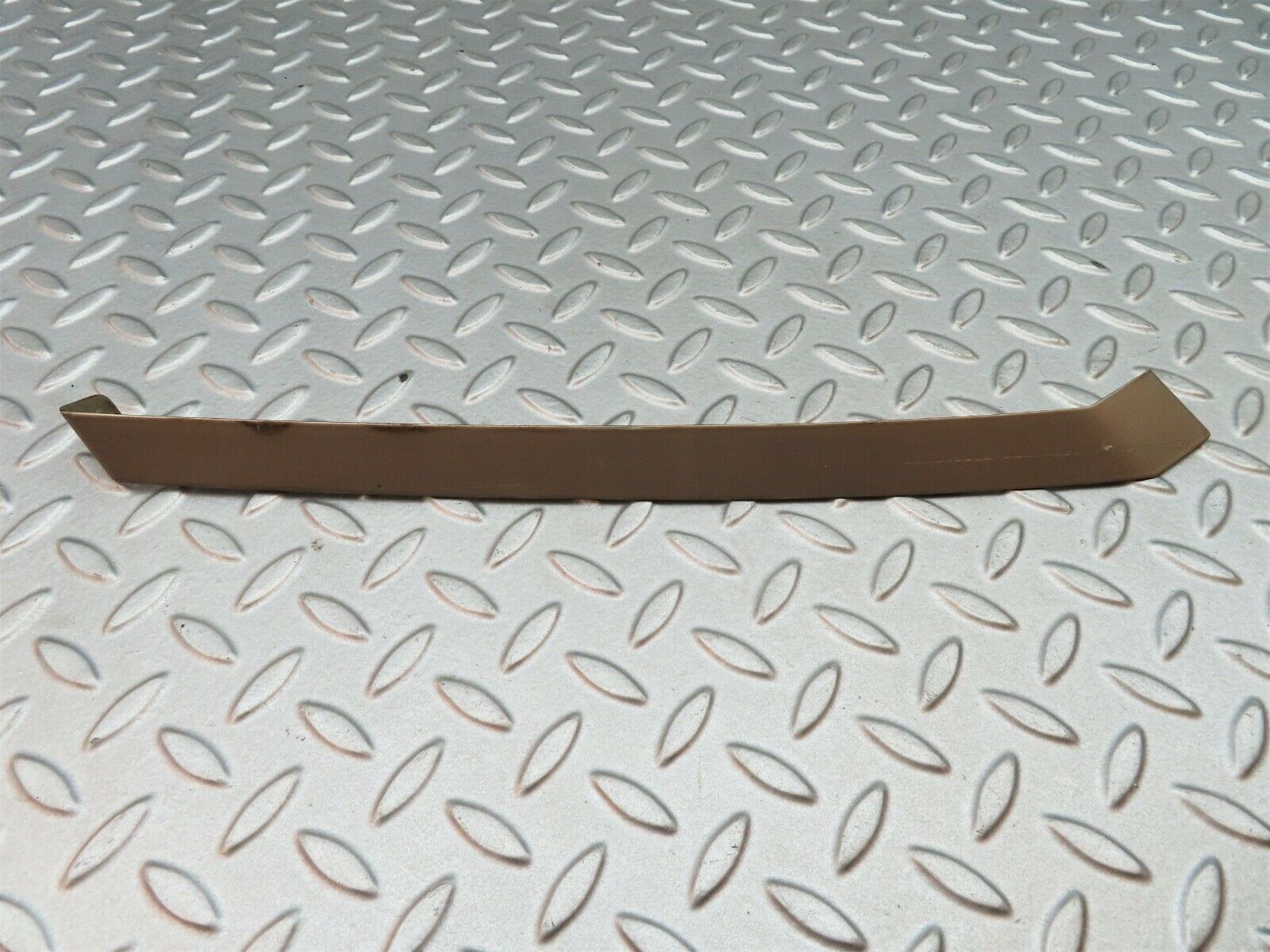 5576 Mercedes-Benz W124 230E C Pillar Exterior Trim Left Side