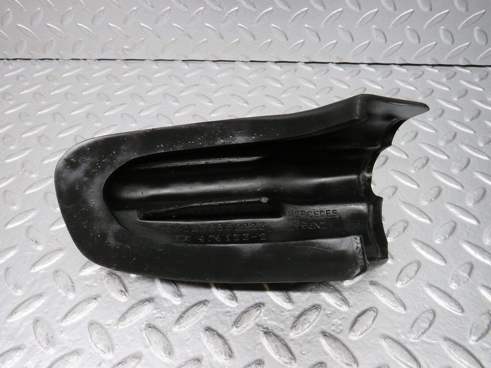 30976 Mercedes-Benz W123 200D Rear Right Bumper Rubber 1238852223