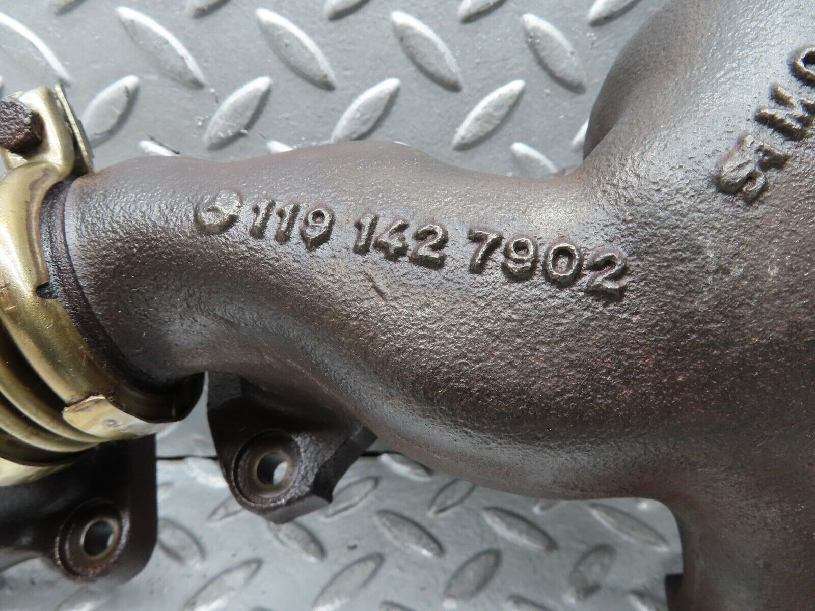 19602 Mercedes-Benz C140 CL420 Coupe Exhaust Manifold Right 1191427902