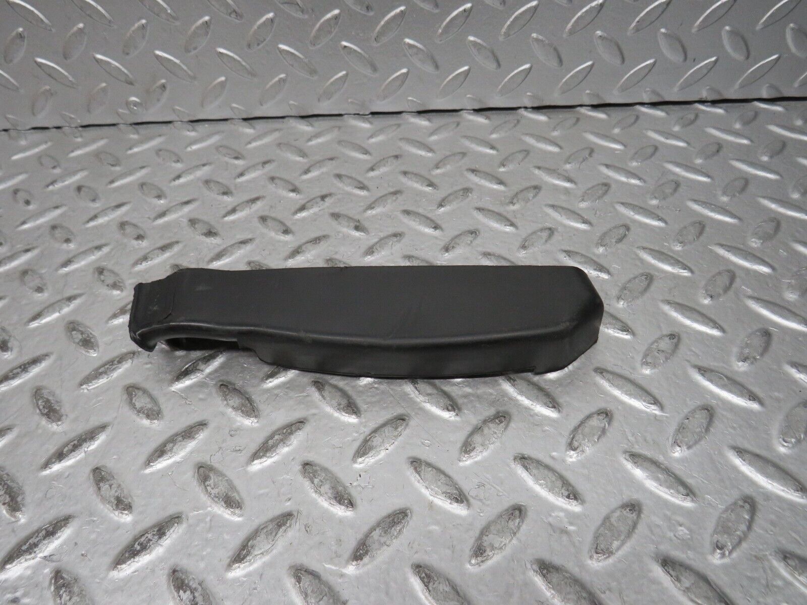 28855 Mercedes-Benz W123 230E Wagon Ignition Cable Bracket 1021590840