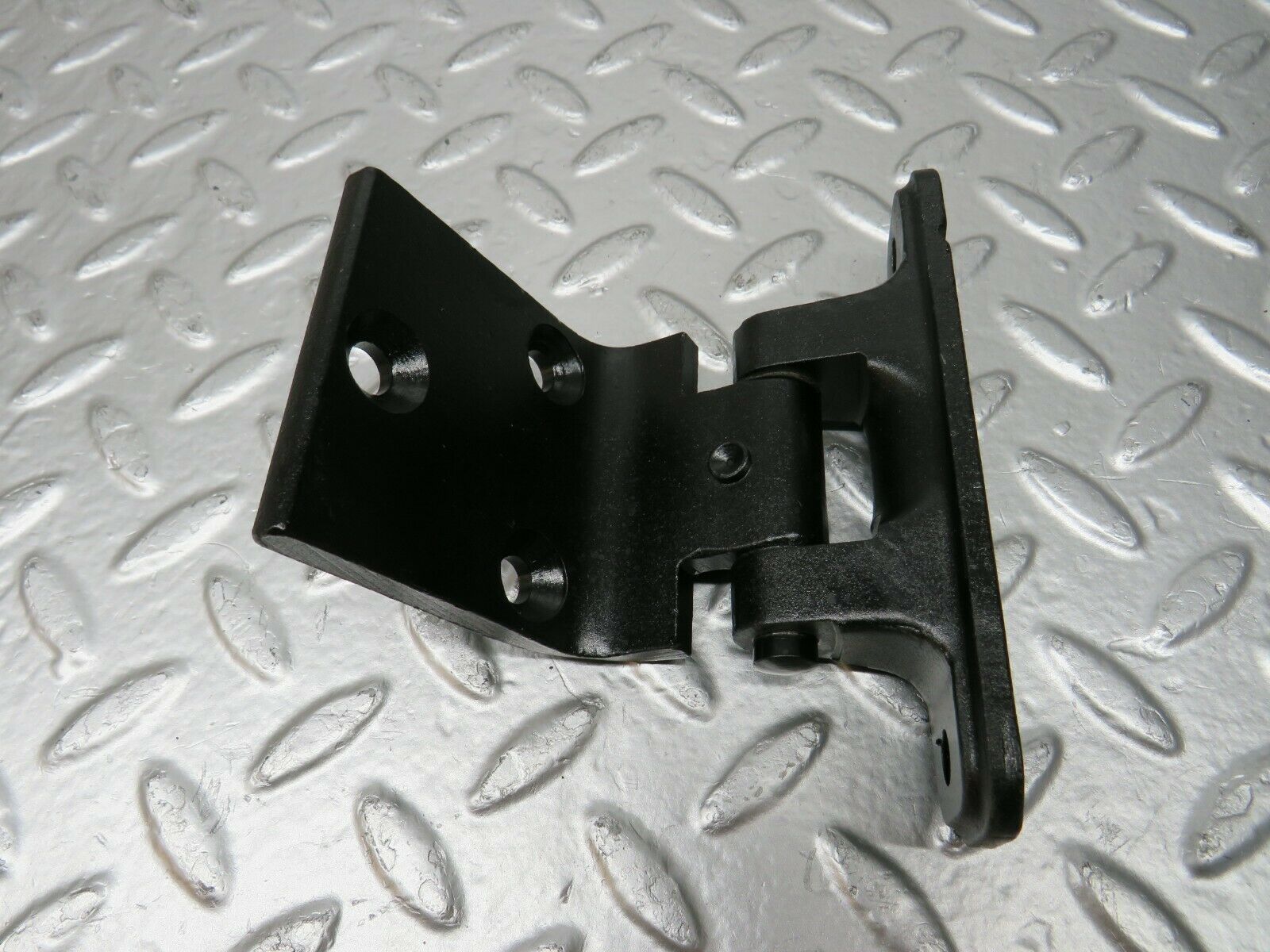 24522 Mercedes-Benz W108 Front Door Hinge Left/Right