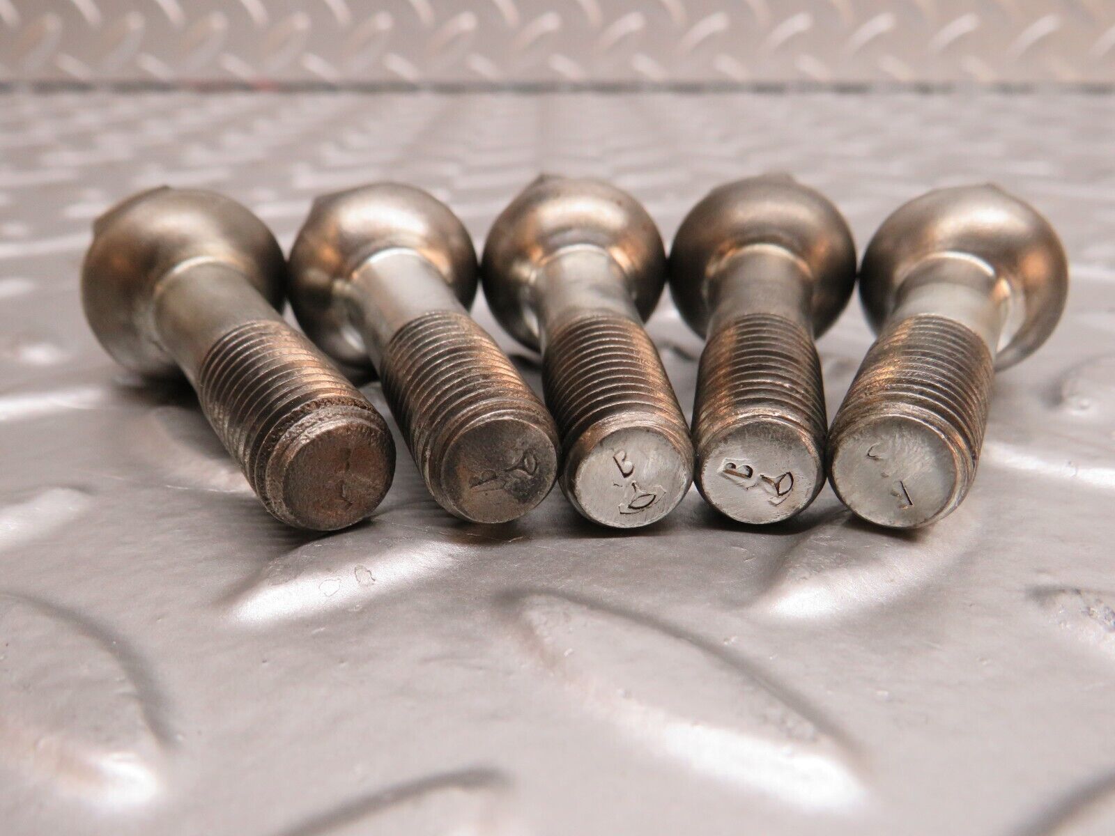 29584 Mercedes-Benz 5x Alloy Wheel Lug Bolt M12x1.5