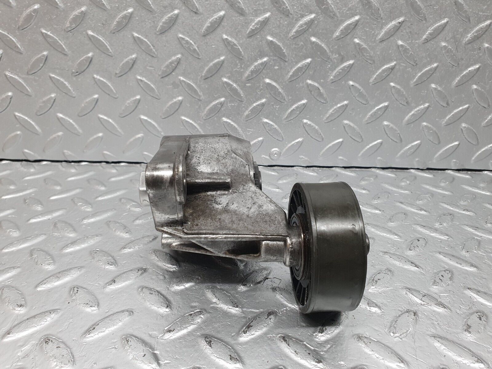 40998 Mercedes-Benz W126 300SE Belt Tensioner 1032021140