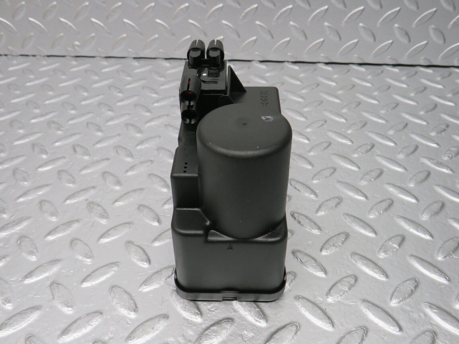 31330 Mercedes-Benz S124 220TE Wagon Central Locking Pump 1248000948