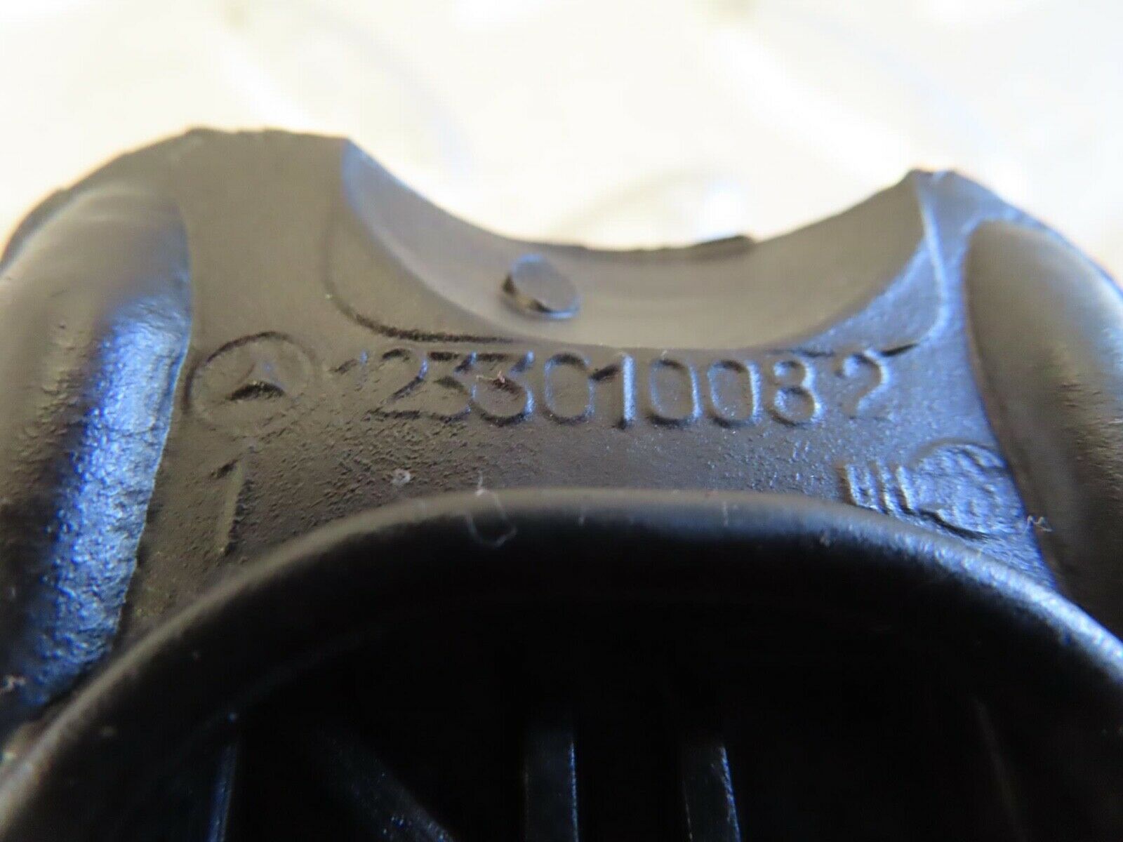 15441 Mercedes-Benz W123 230E Accelerator Pedal With Rubber 1233010082