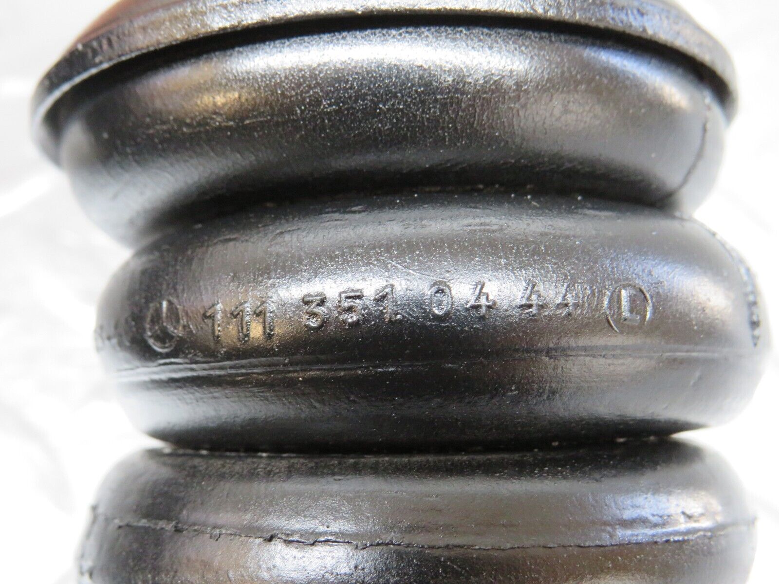 37471 Mercedes-Benz W109 300SEL Strut Rear Axle Mount 1113510444 1113510240