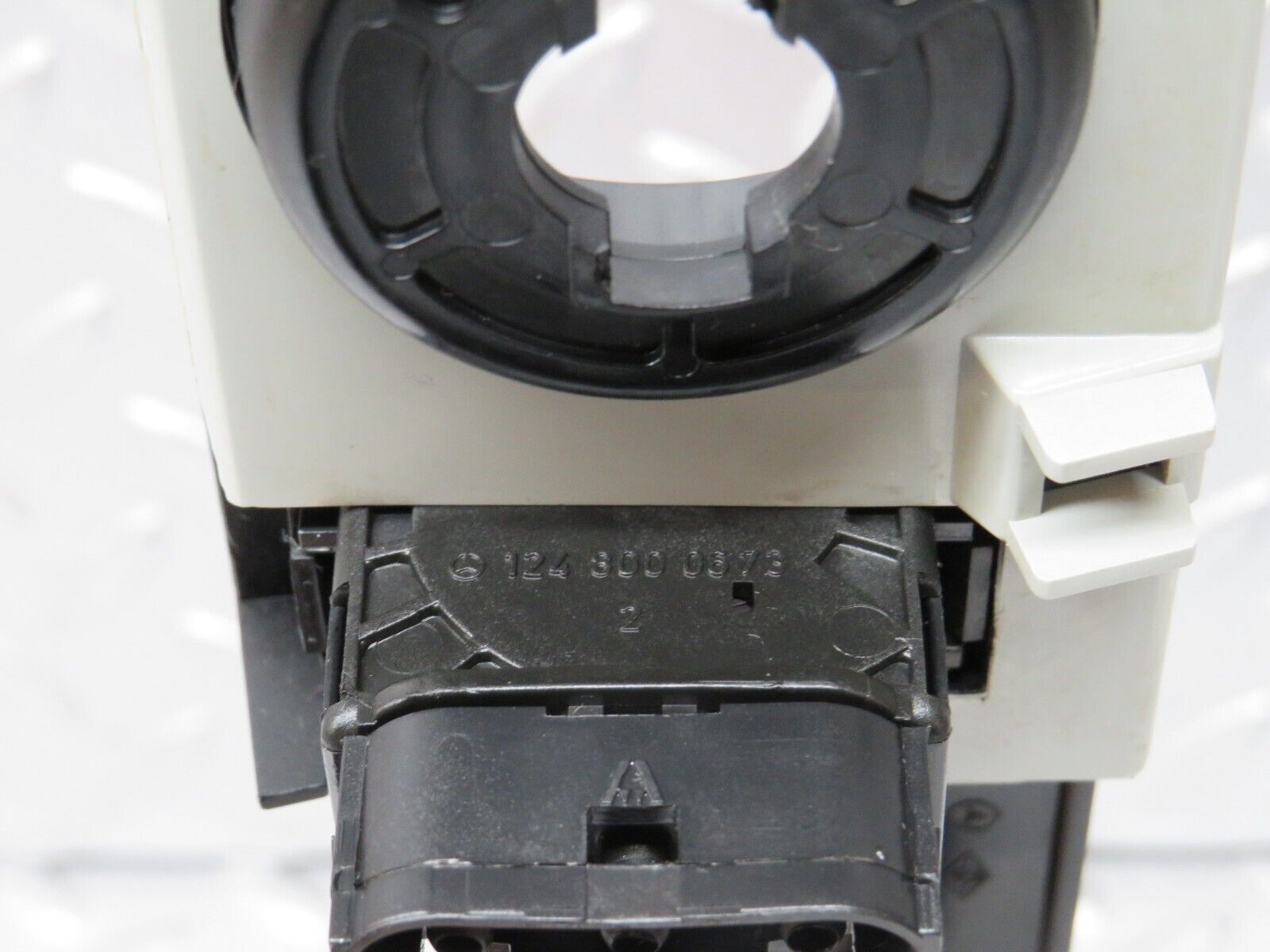 30290 Mercedes-Benz W124 230E Headlight Switch Cover Trim Surround 1248000673