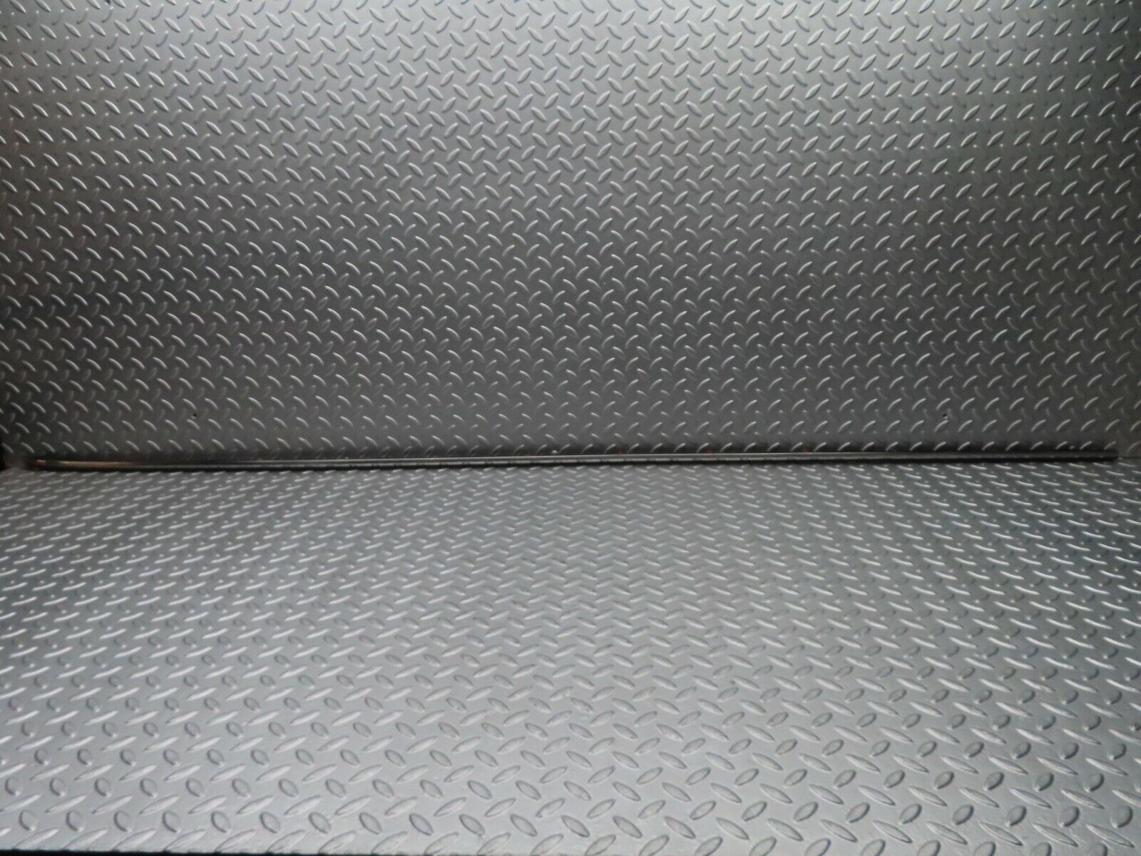 20961 Mercedes-Benz W114 250CE Coupe Rear Right Fender Wing Centre Moulding Trim