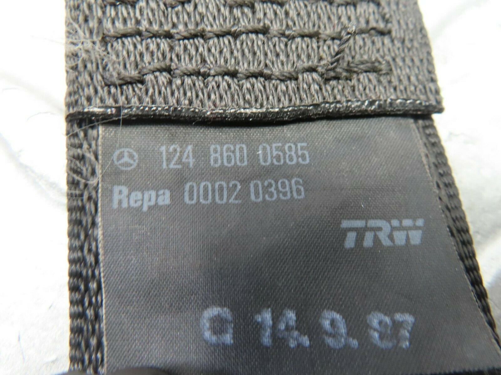 9409 Mercedes-Benz C124 300CE Coupe Rear Left Seat Belt 1248600585