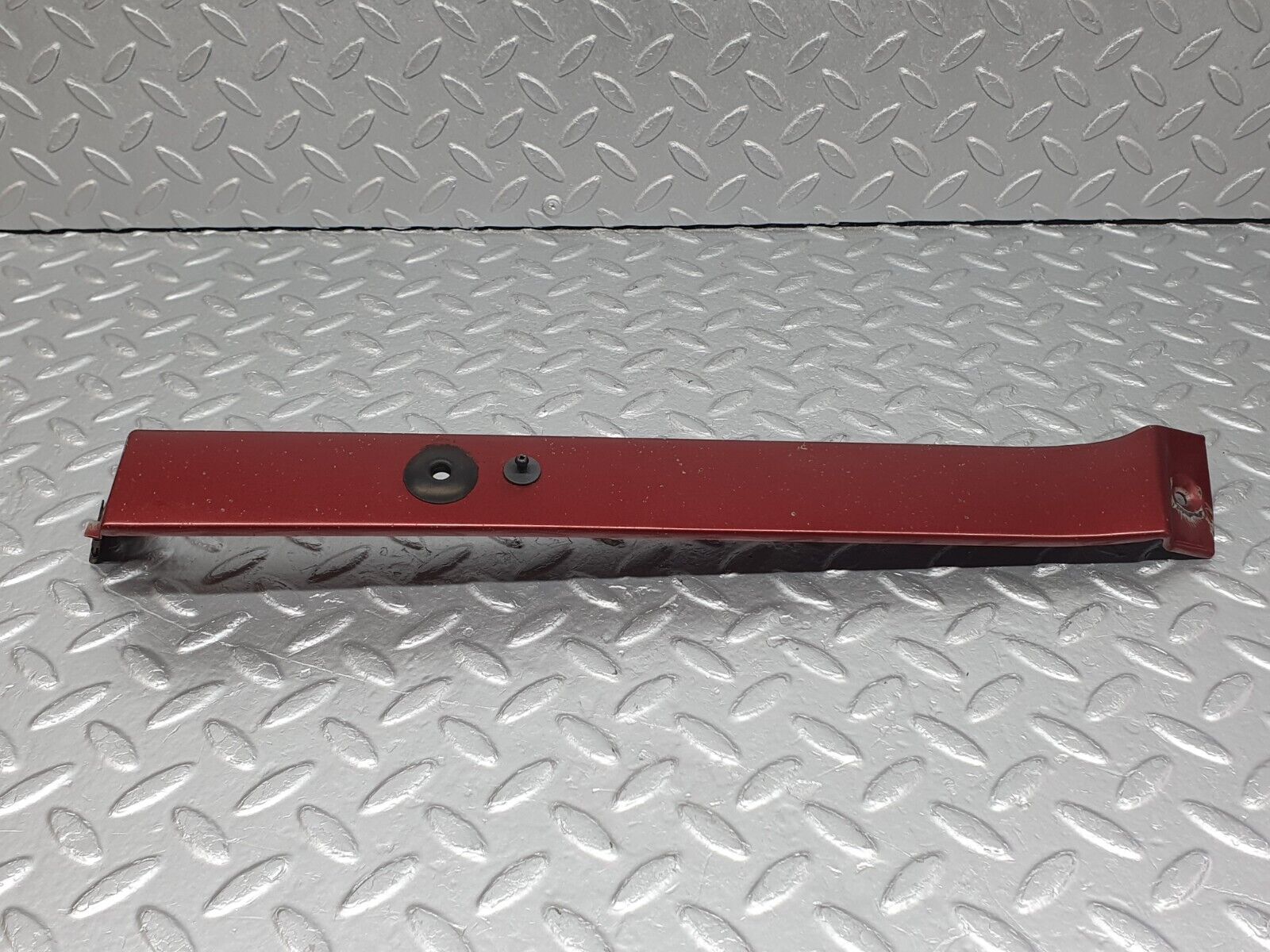 41019 Mercedes-Benz W126 300SE Under Headlight Trim Right Side 2018690124