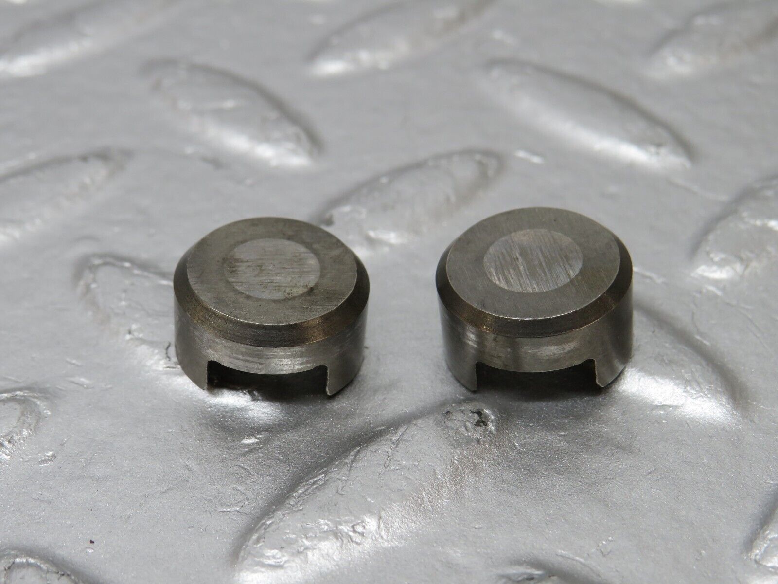 34560 Mercedes-Benz C126 380SEC Coupe Rocker Arm With Valve Tappet