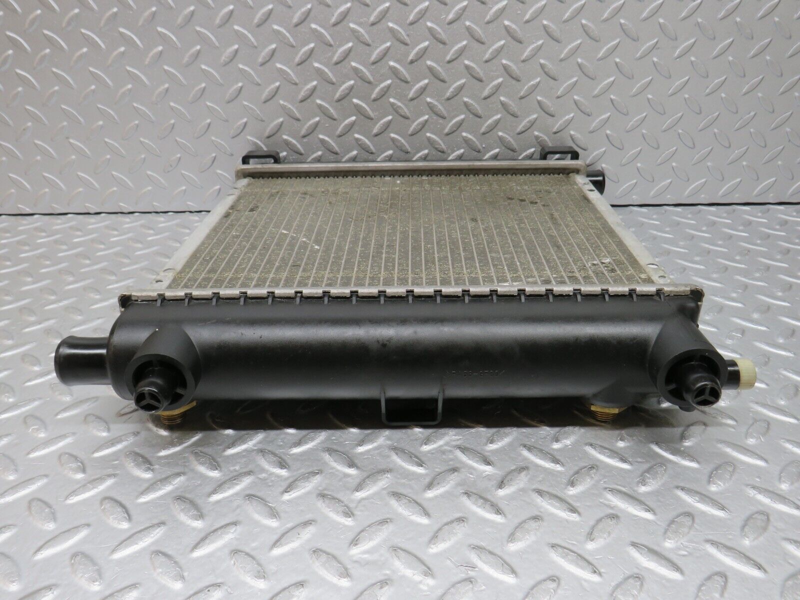 36658 Mercedes-Benz W201 190E 2.0L Coolant Radiator Nissens 62550