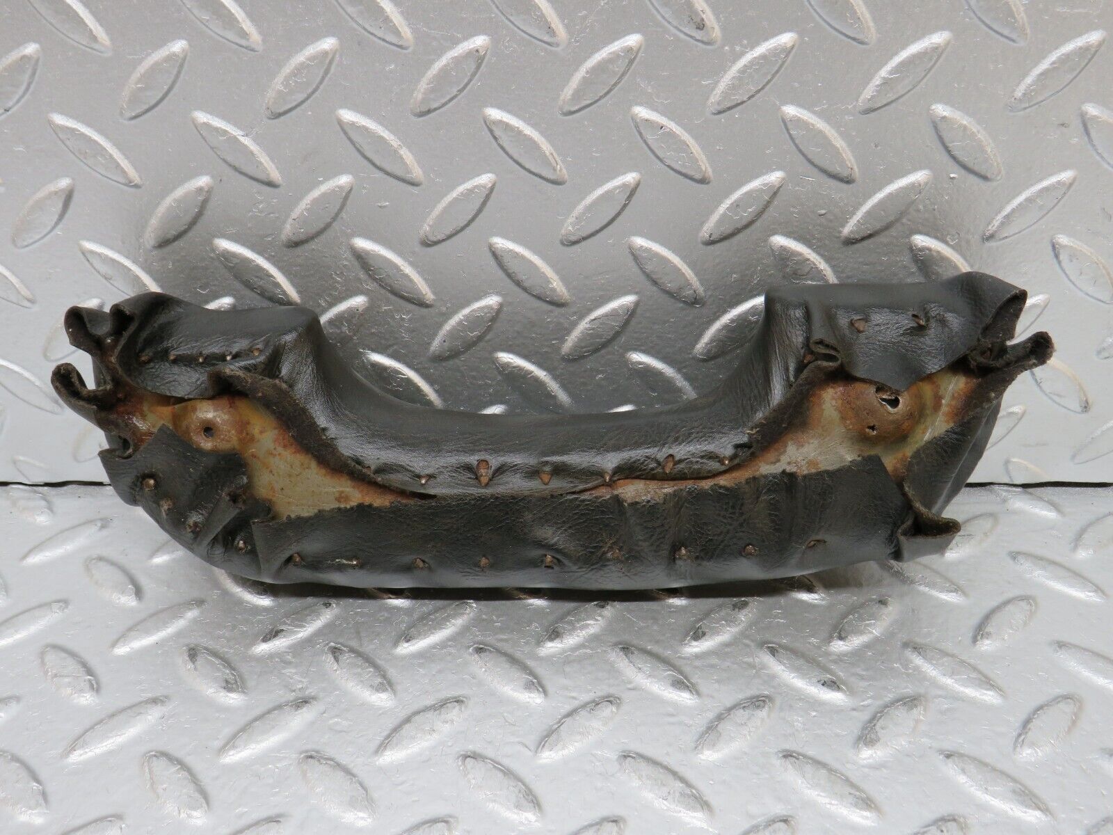 0187 Mercedes-Benz W120 Ponton Arm Rest Top Pad Black