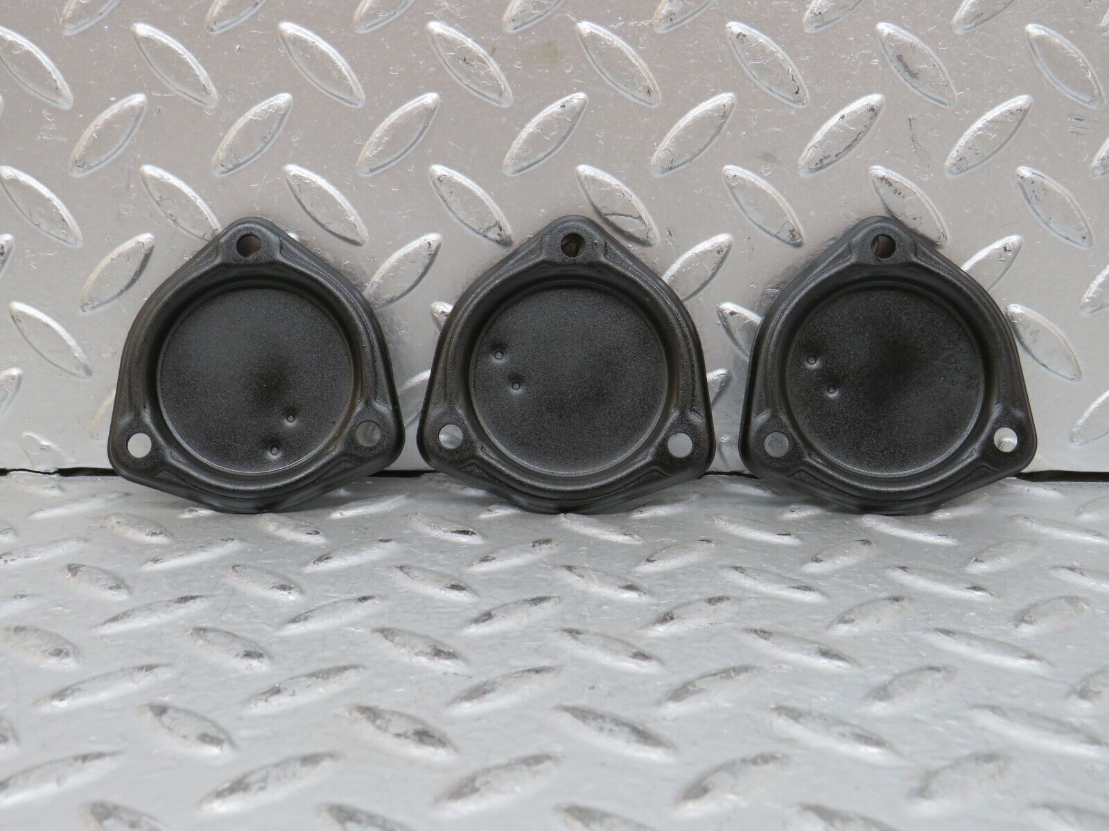 28164 Mercedes-Benz W123 280E Camshaft Access Cover Plate Set