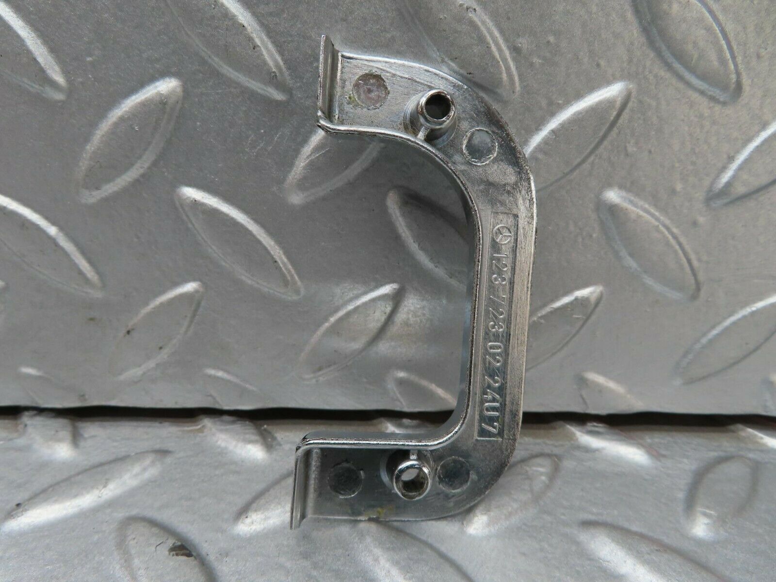 15226 Mercedes-Benz W123 230E Right Interior Chrome Door Latch Trim 1237230224