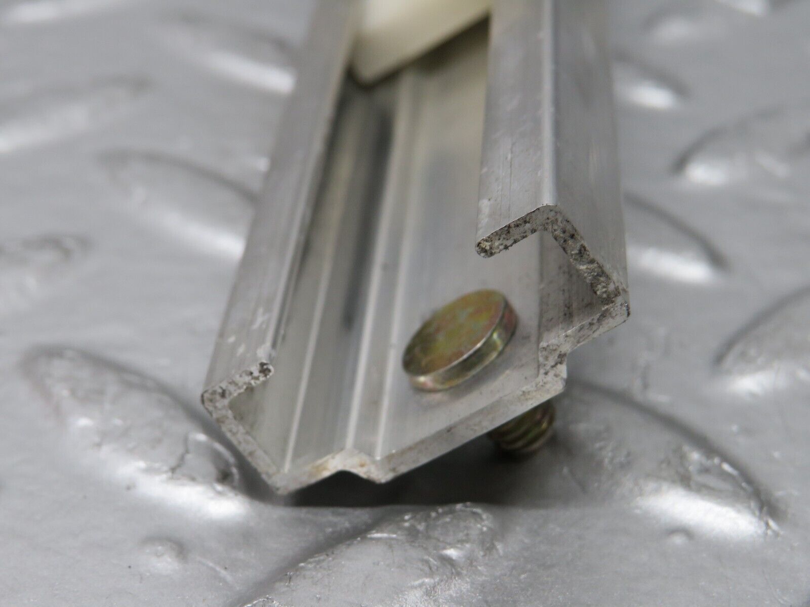 31805 Mercedes-Benz W201 190LE 1.8L Power Window Regulator Window Holder Accessories