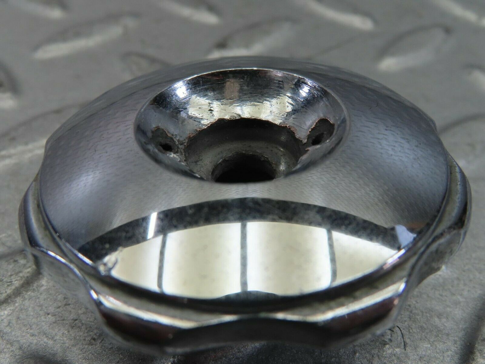 8718 Mercedes-Benz W115 Front Emblem Badge Base Holder 1158800386