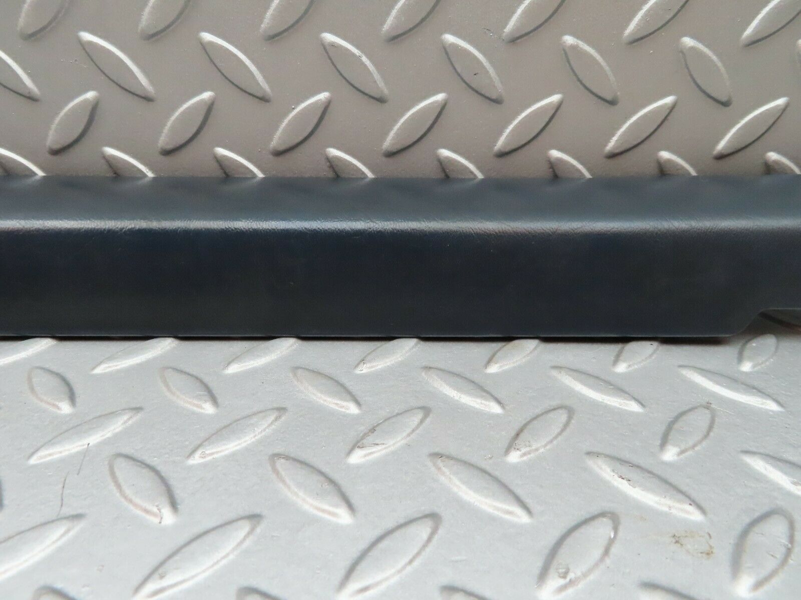 3432 Mercedes-Benz W115 220D Front Right Upper Door Panel Blue