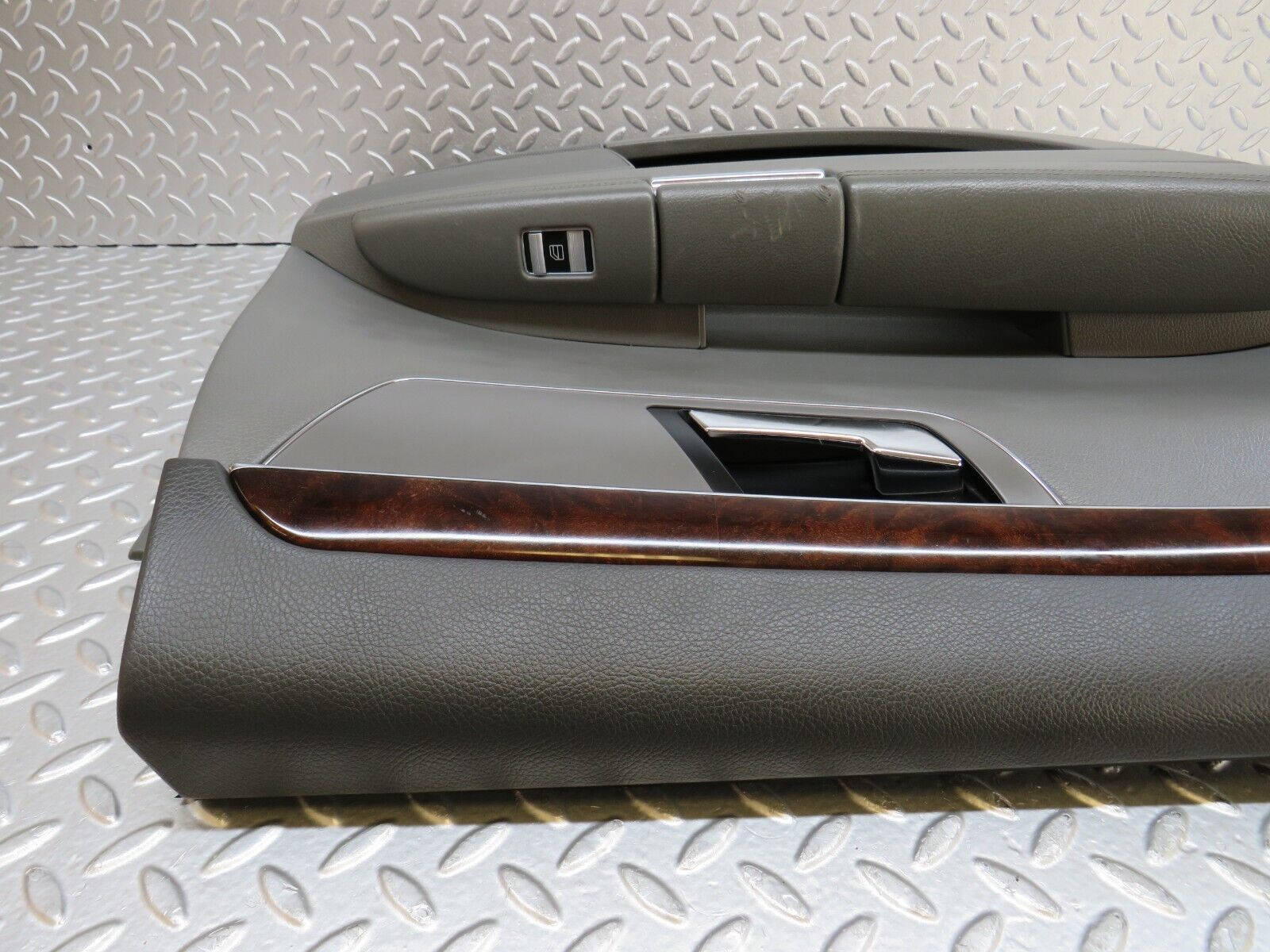 35103 Mercedes-Benz W221 Rear Left Door Card