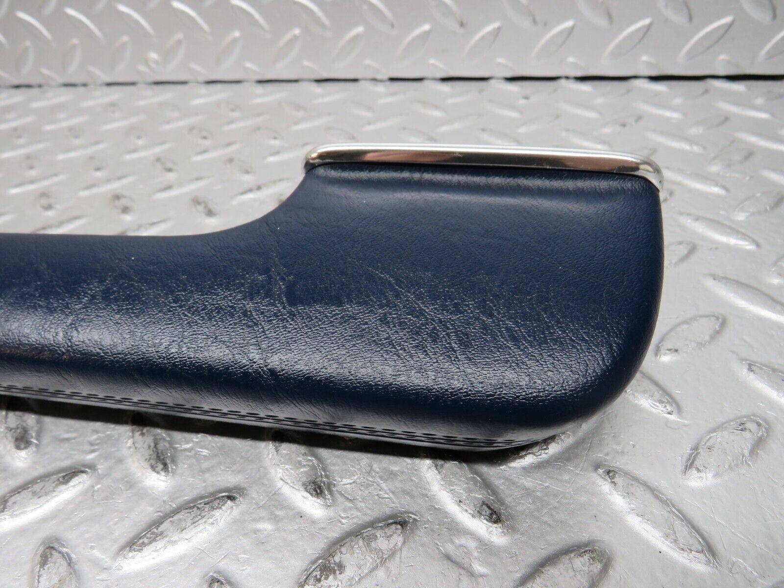 31981 Mercedes-Benz W123 230E Rear Right Interior Door Handle 1239702001