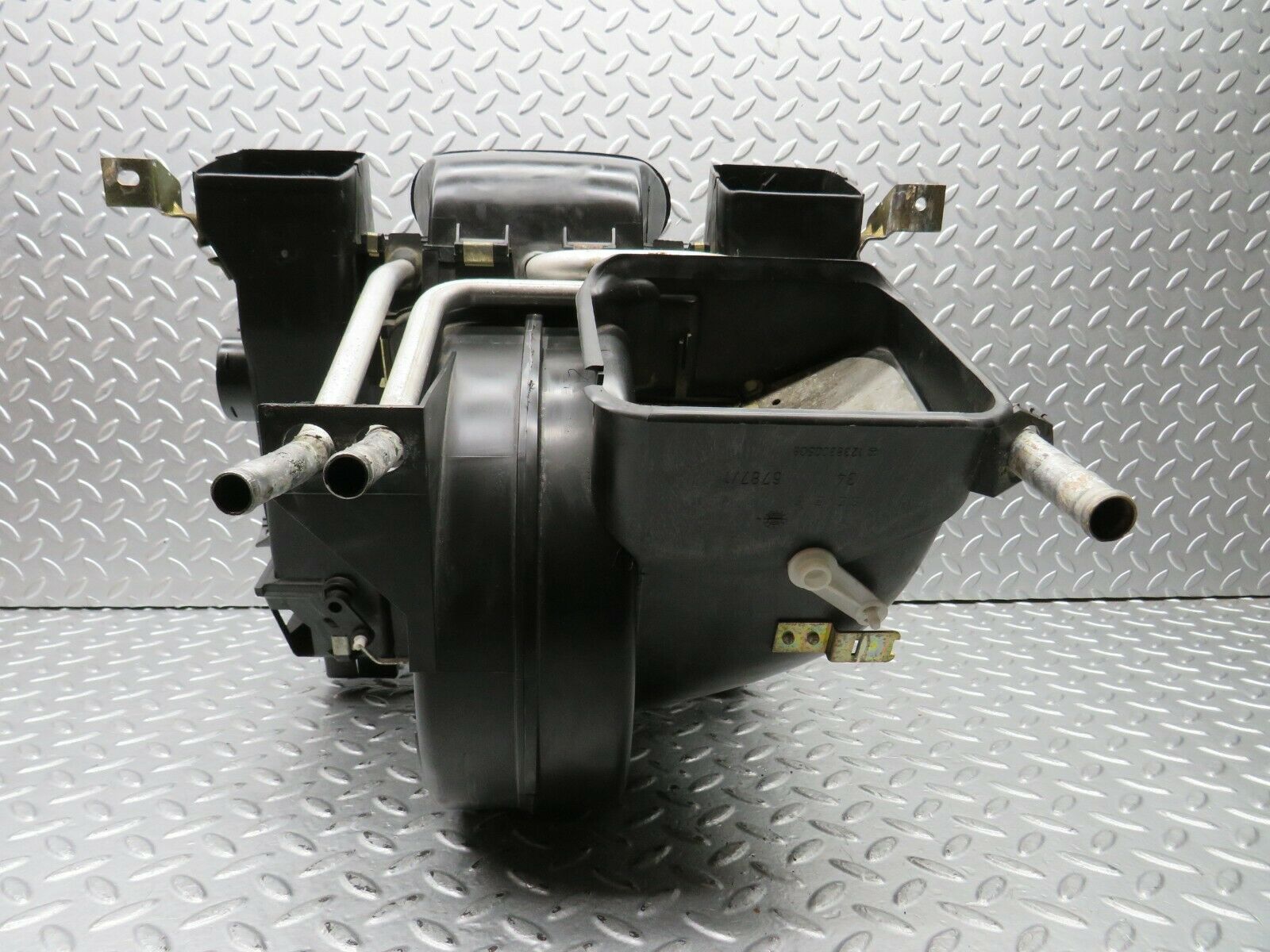 22126 Mercedes-Benz S123 280TE Heater Box Blower Housing Bosch 1238300508