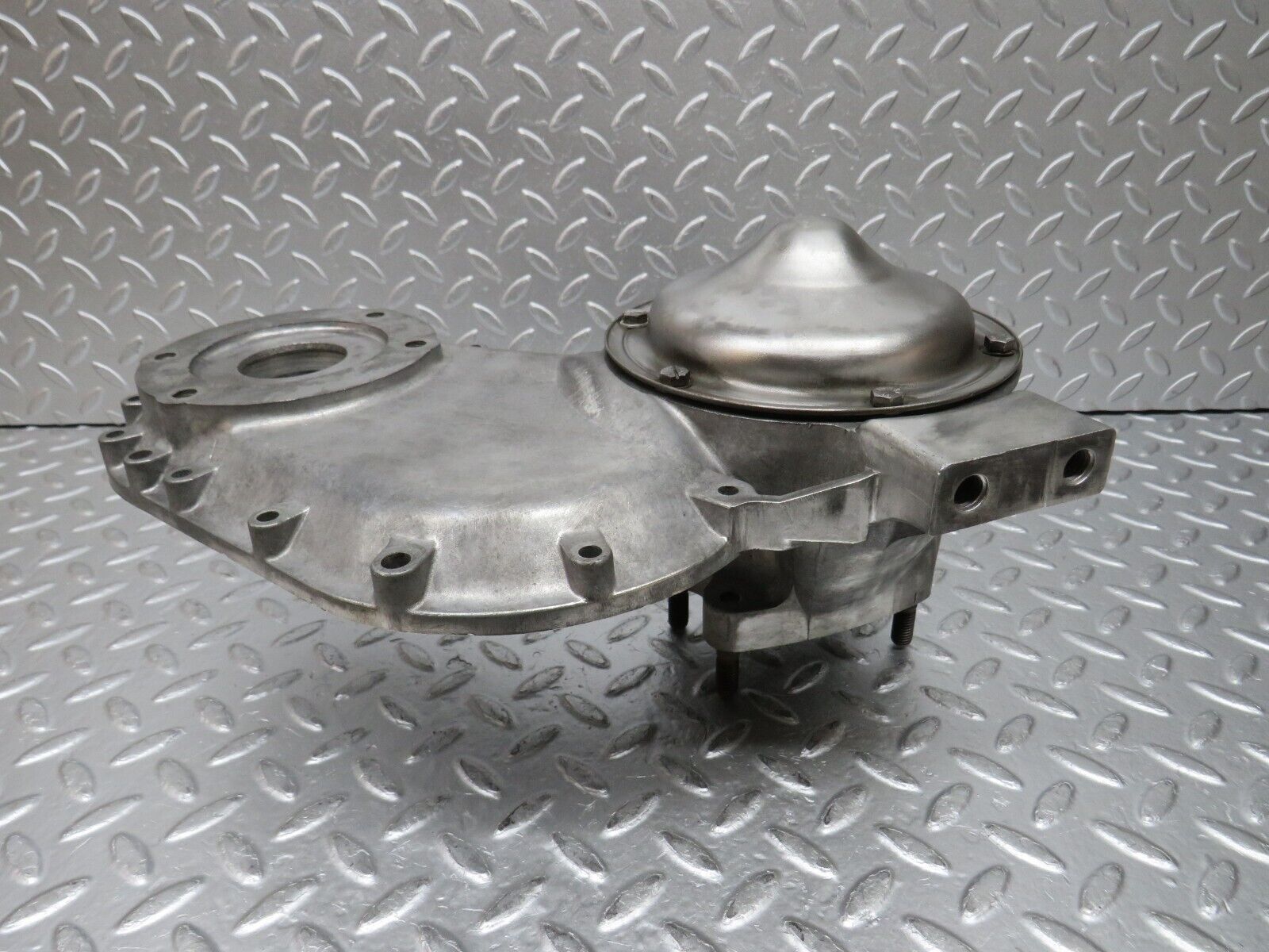 0260 Mercedes-Benz W120 Ponton Timing Gear Case 6360101517