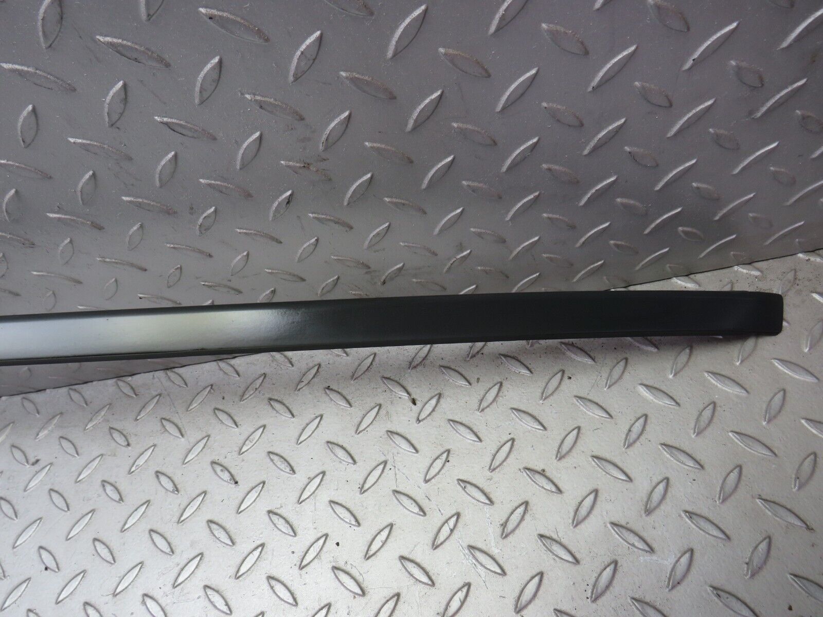 34237 Mercedes-Benz W124 260E Roof Chrome Trim Left Side 1246900397