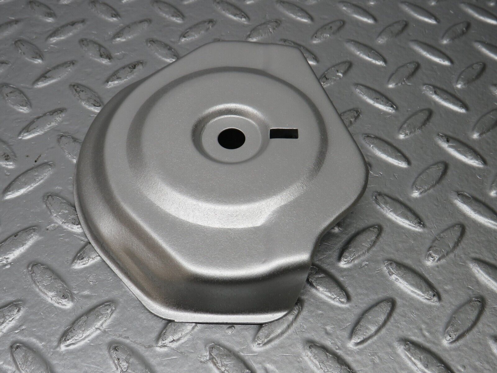 39606 Mercedes-Benz R129 320SL Coupe Engine Mount Bracket Heat Shield