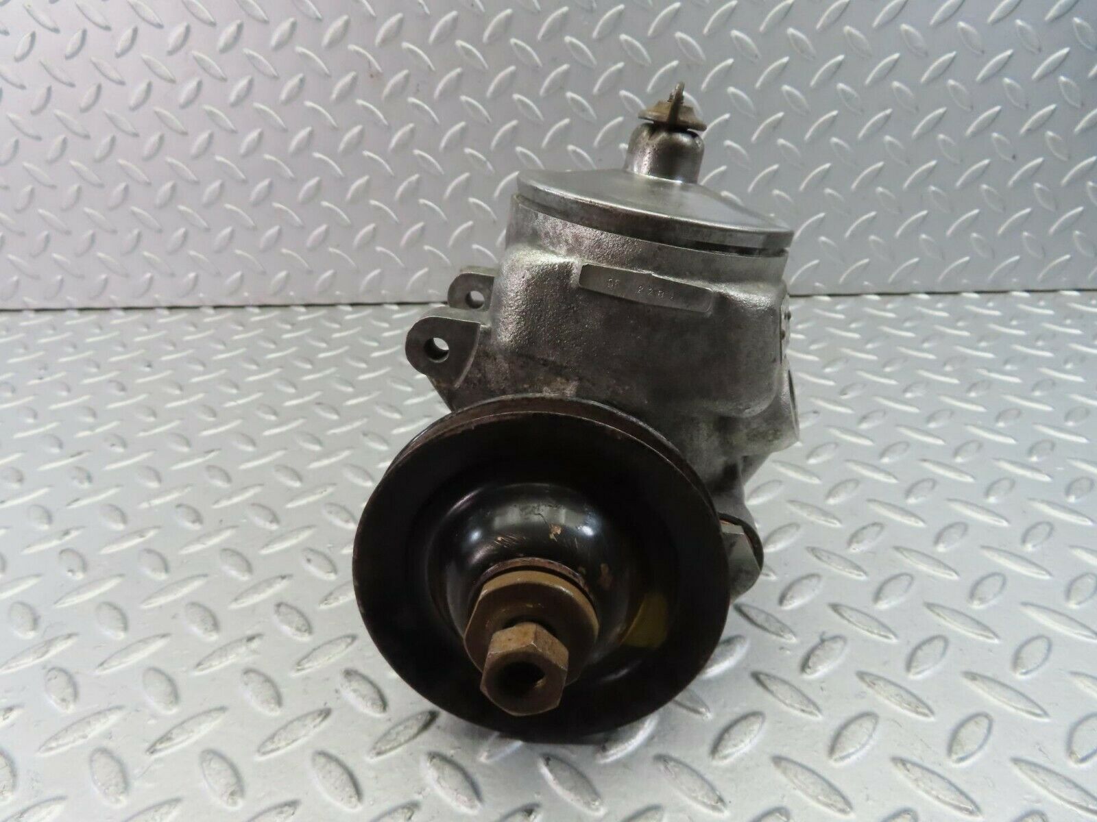 9725 Mercedes-Benz C123 280CE Coupe Power Steering Pump 1264600780