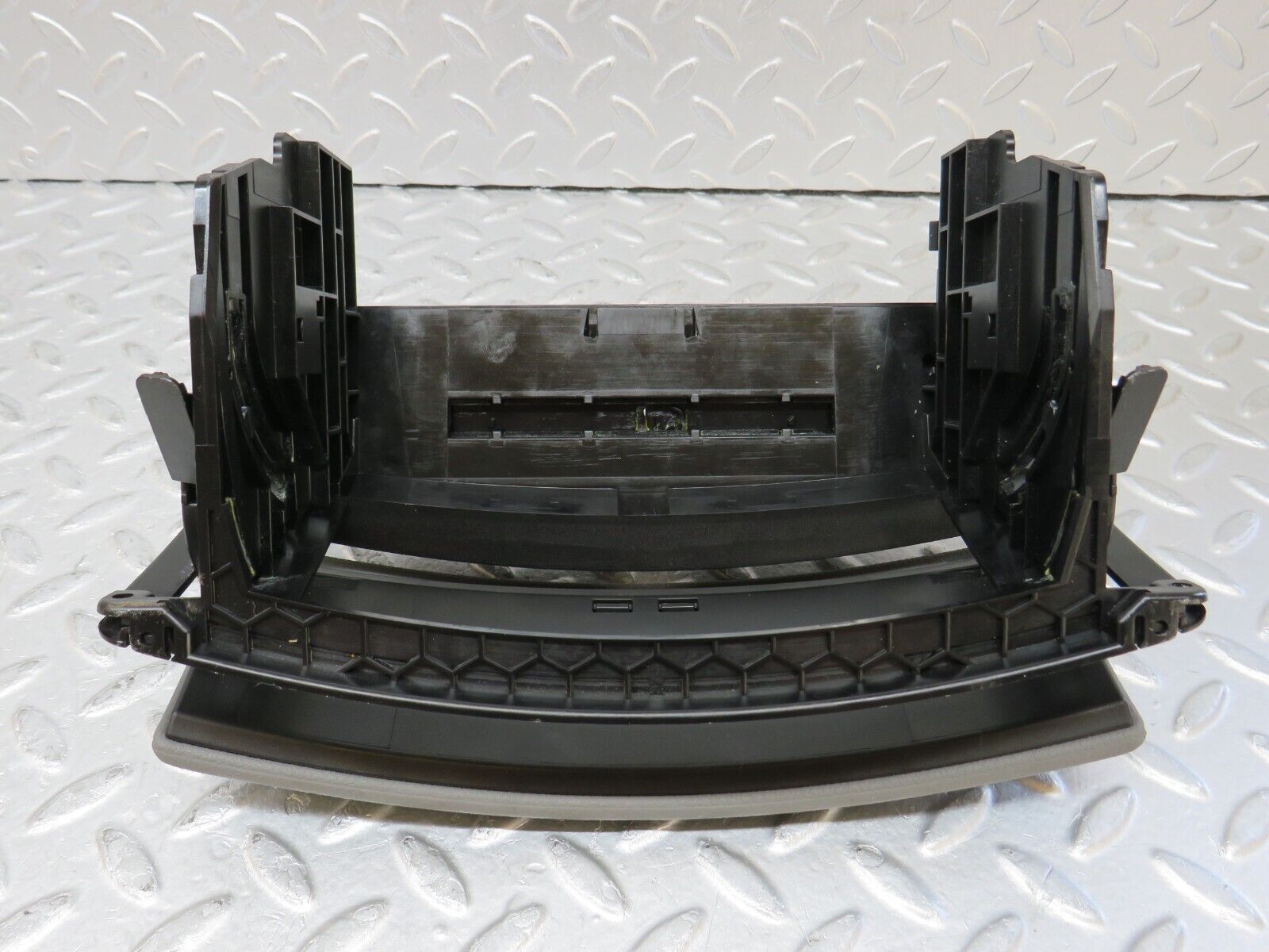 35194 Mercedes-Benz W221 Centre Console CD Player Cover 2216800834