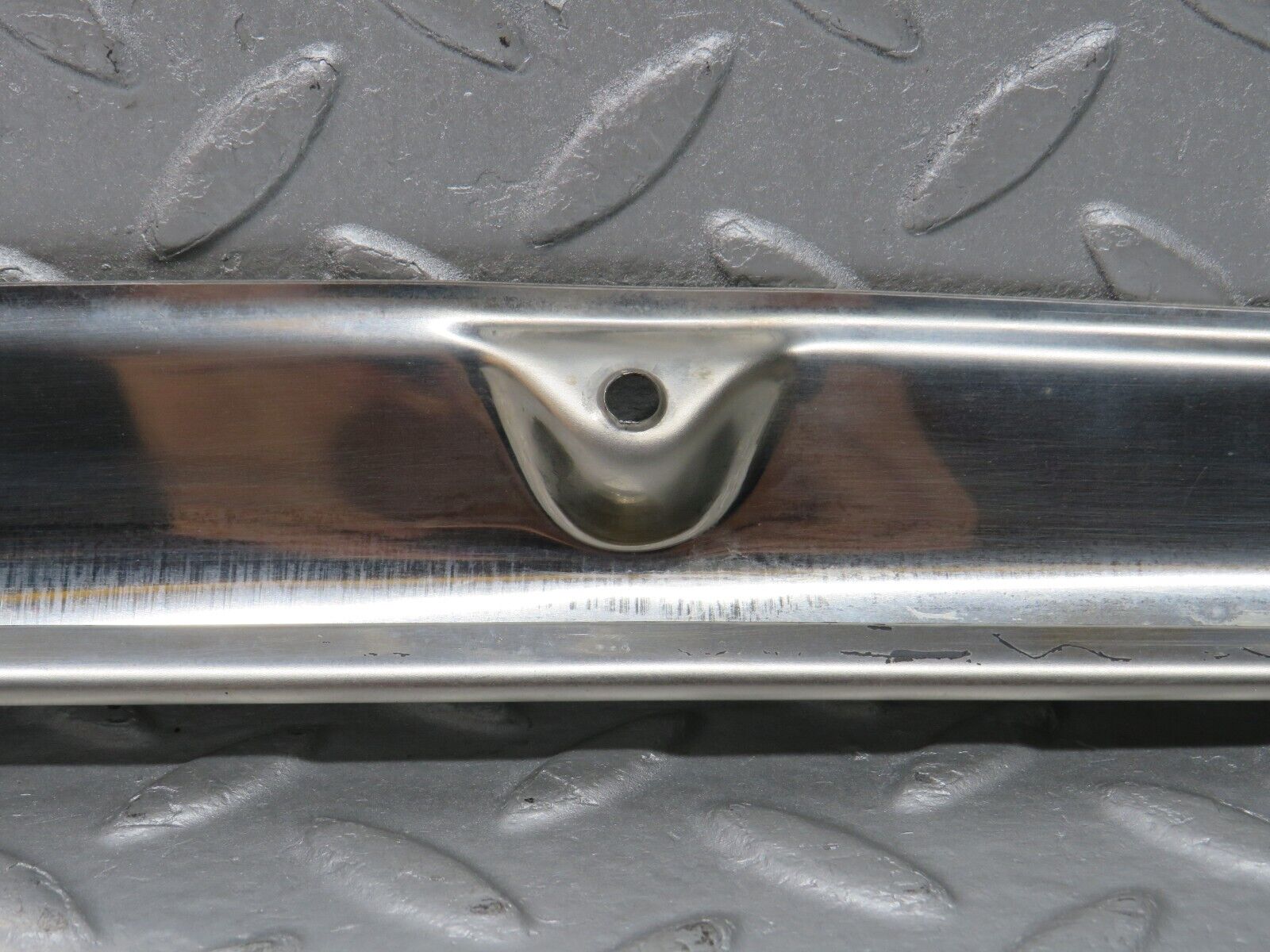 38594 Mercedes-Benz R129 280SL Coupe Folding Top Chrome Top Cover Trim Left