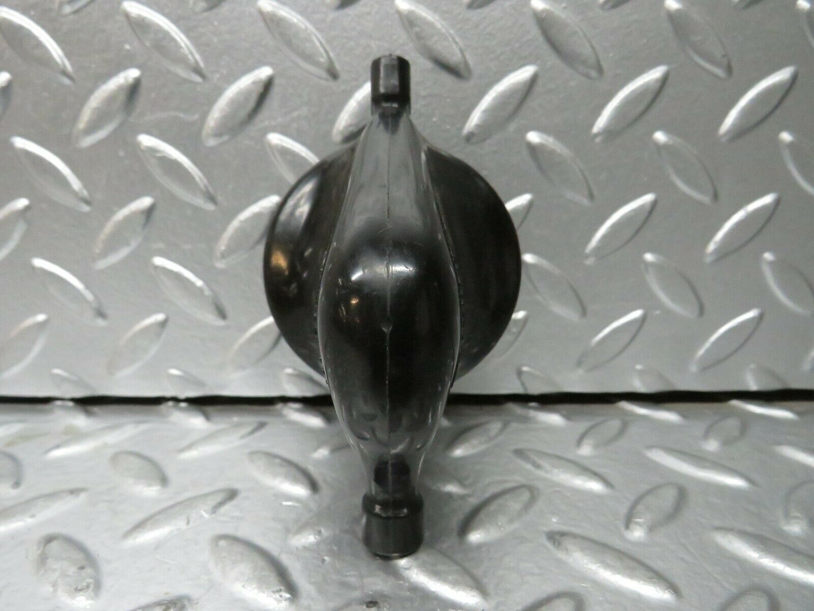 23759 Mercedes-Benz C107 450SLC Coupe Ignition Coil Cover Cap 0001581485