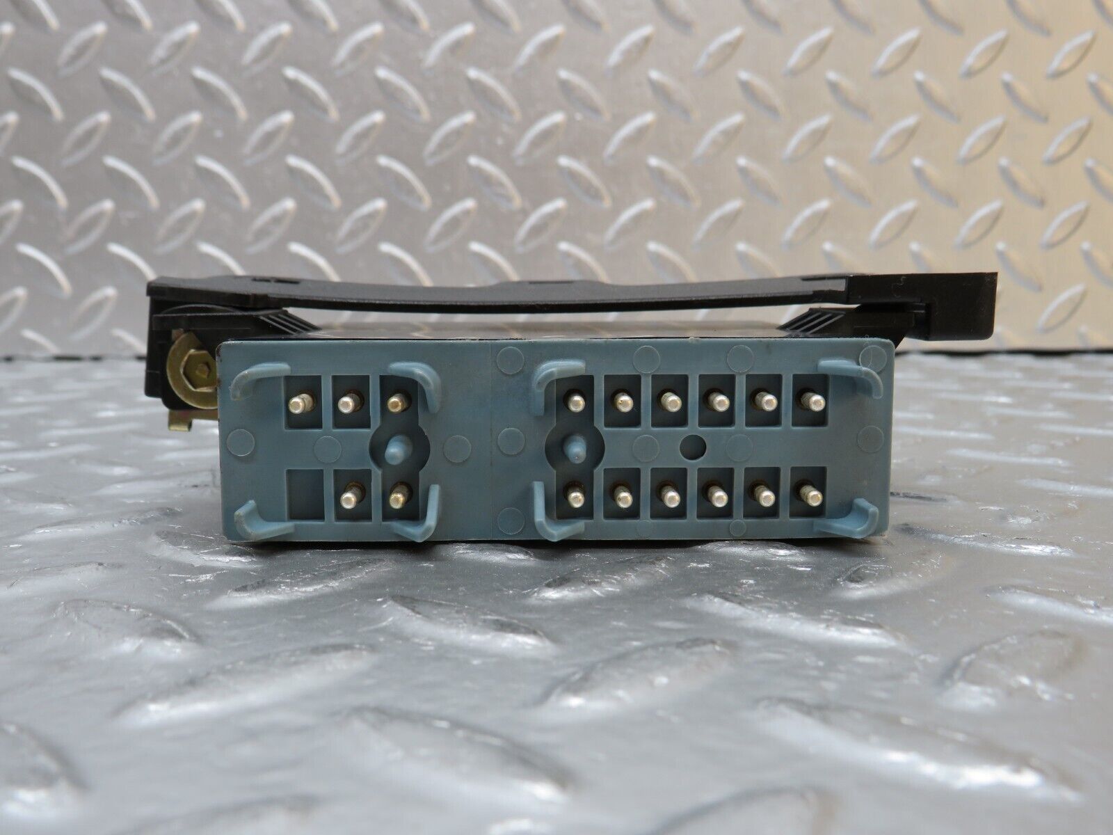 32409 Mercedes-Benz S124 300TE Comfort Control Unit 0008221503 1147328043