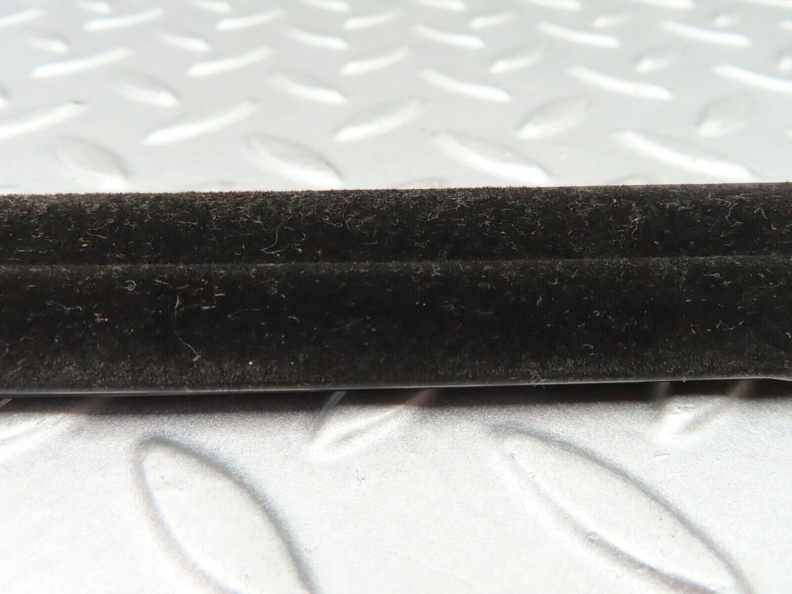 5271 Mercedes-Benz W124 230E Inner Window Weatherstrip Seal Front Right