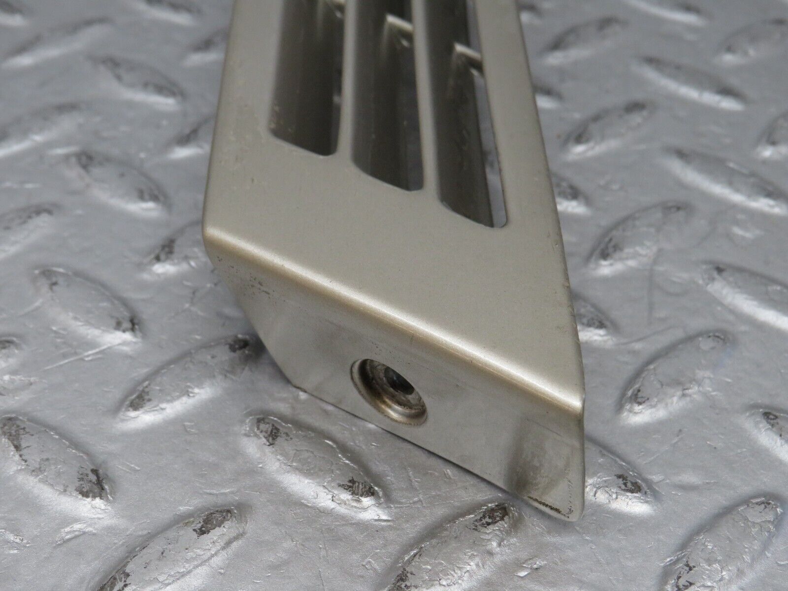 36499 Mercedes-Benz W201 190E 2.0L C Pillar Exterior Cover Right Side 2016980289