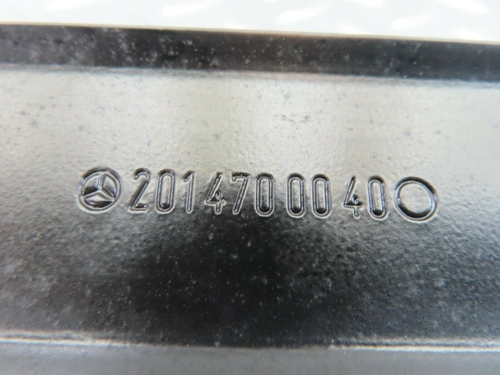 10657 Mercedes-Benz W201 190E Fuel Tank Tightening Strap 2014700040