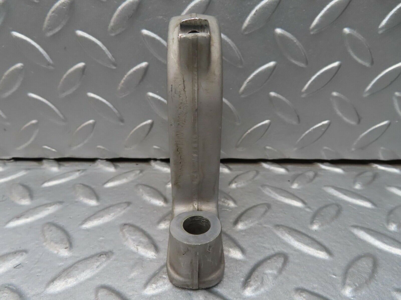 16547 Mercedes-Benz C107 350SLC Coupe Camshaft Tower Bearing 1160512118