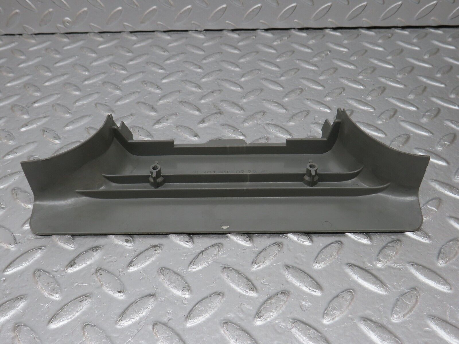 33662 Mercedes-Benz W201 190E 2.0L B Pillar Bottom Cover Right Side Grey 2016920222