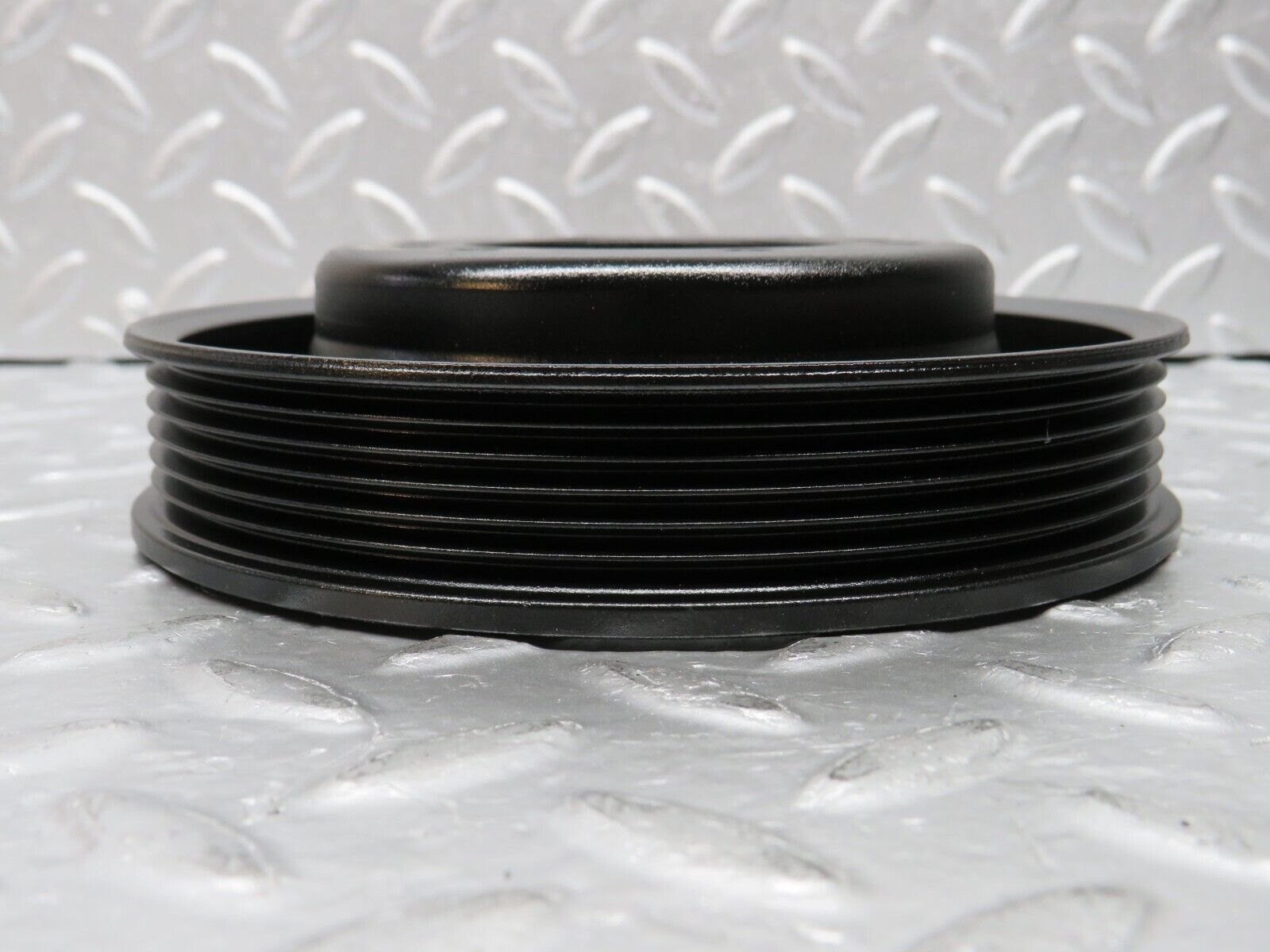 30968 Mercedes-Benz W124 230E Crankshaft Pulley 6030320204