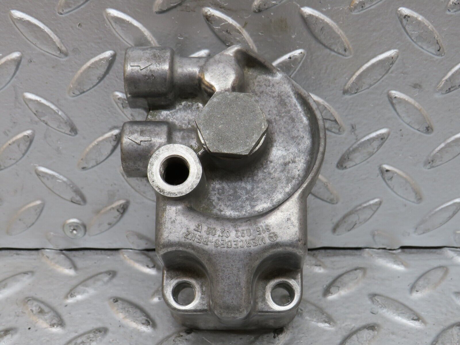 28433 Mercedes-Benz S123 240D Wagon Fuel Filter Housing Mount 6150920208