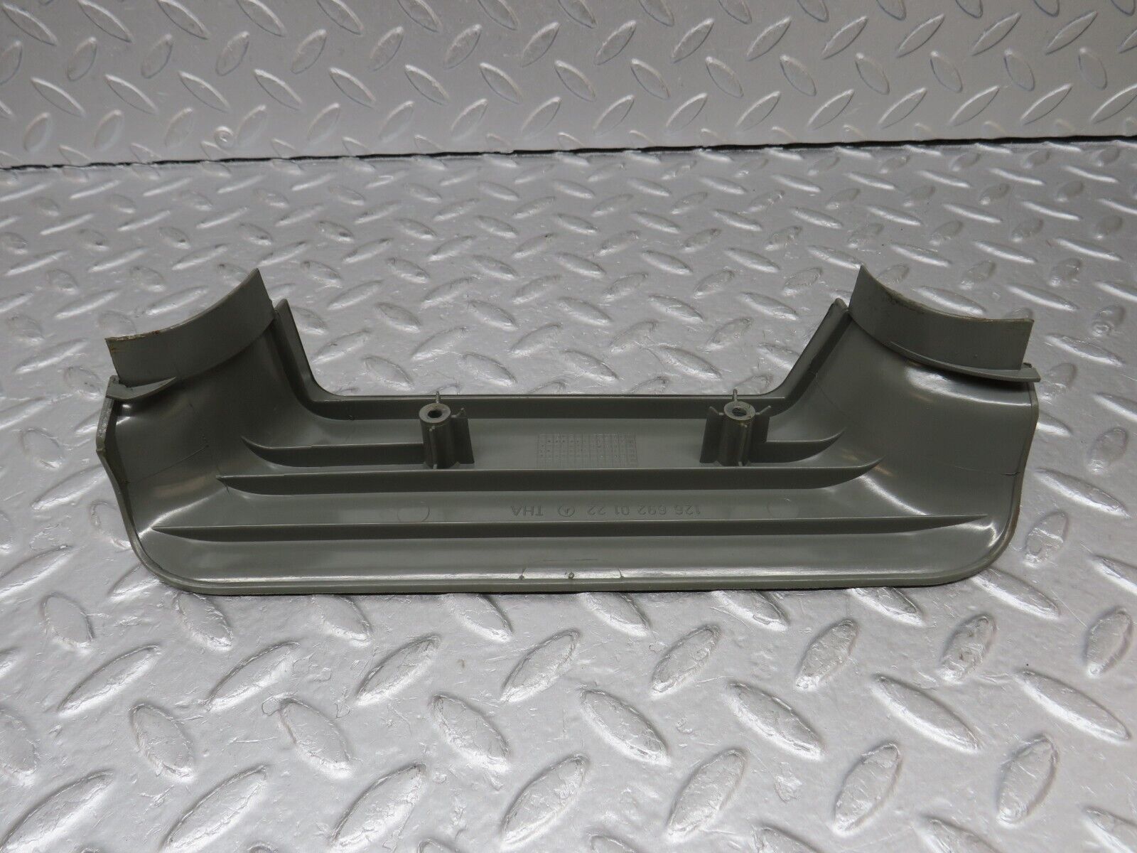 35981 Mercedes-Benz W126 420SE B Pillar Bottom Cover Left Grey 1266920122