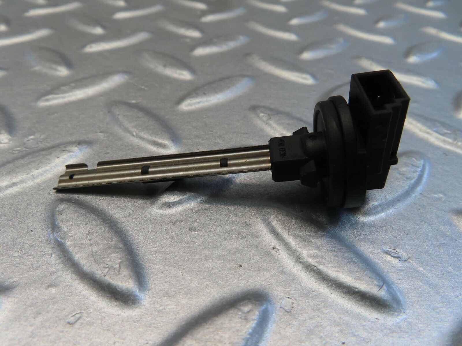 11277 Mercedes-Benz W221 S320 Air Temp Temperature Sensor 6929095