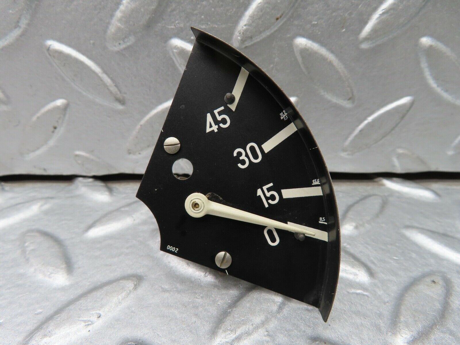 18346 Mercedes-Benz W115 Oil Pressure Gauge