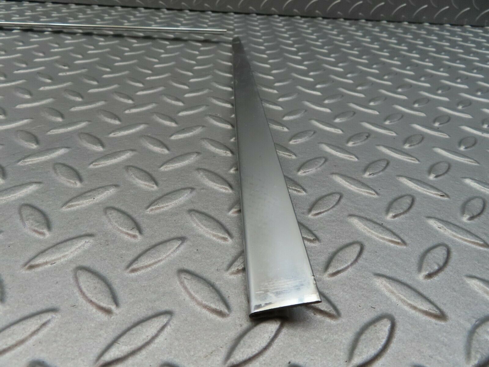 5908 Mercedes-Benz W123 200 Door Chrome Window Frame Rear Right