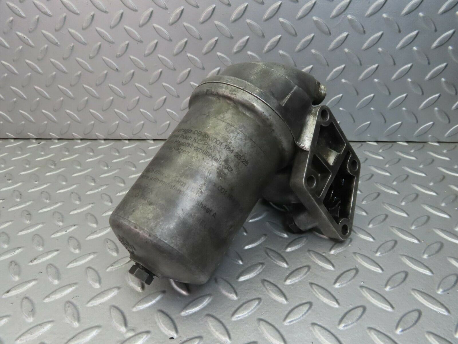 8766 Mercedes-Benz W114 Oil Filter Housing 1101800010